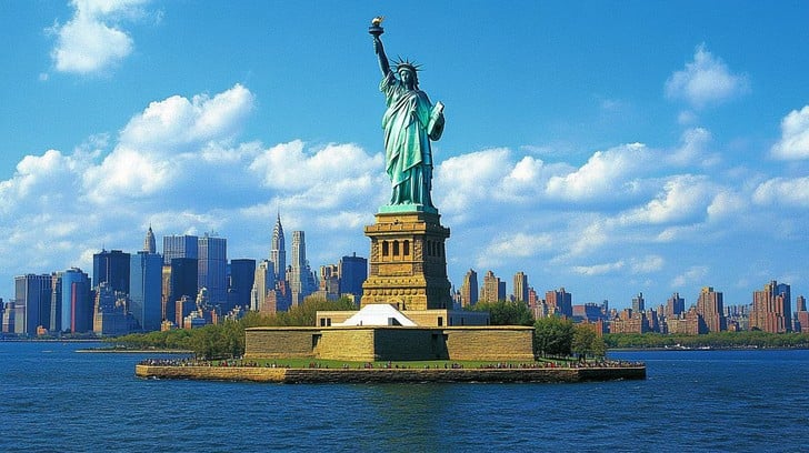 NEW YORK - Carry This Beautiful State with You in Your Wedding Rings - Minter and Richter Designs