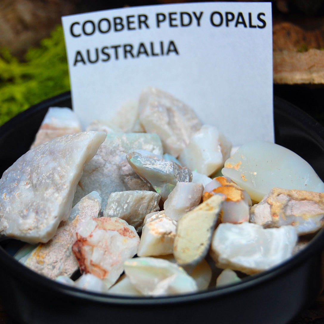 AUSTRALIAN OPALS | Coober Pedy Opals and Crushed Diamonds | Inox Wedding Ring