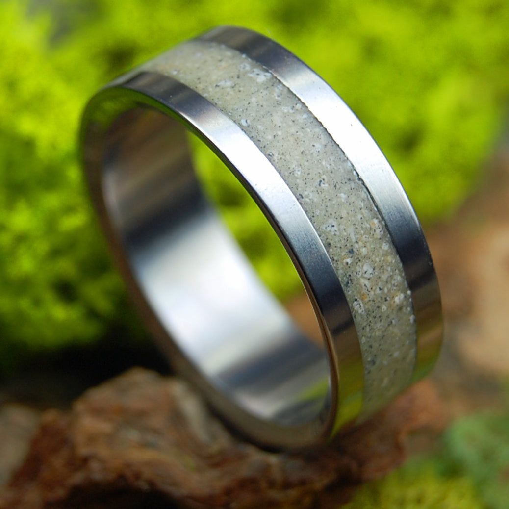 Single Standard Inlay Earth Memento Ring
