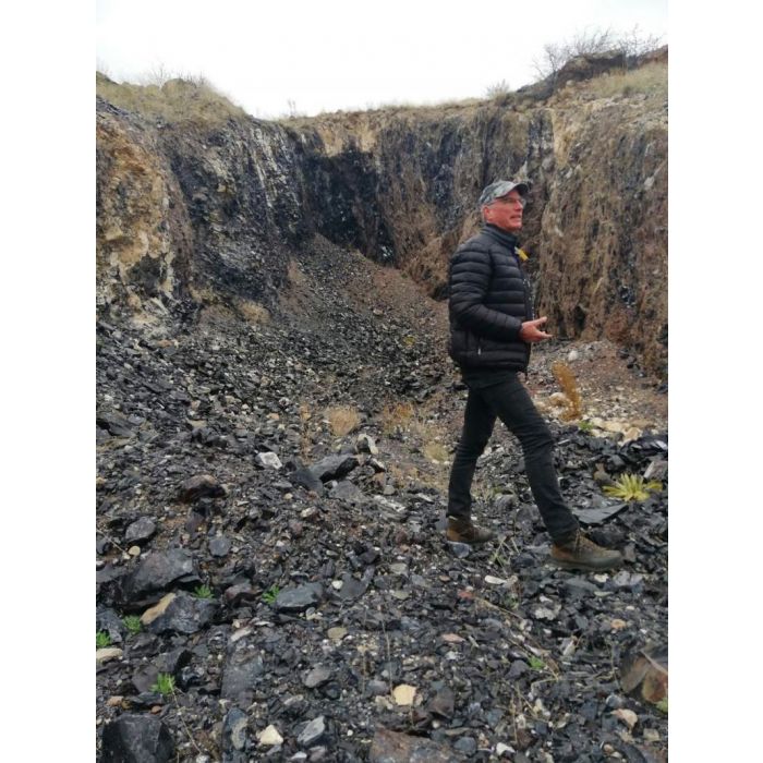 Armenian Obsidian Tomb of Christ Green and Purple | Armenian Obsidian Stone & Tomb of Christ Rocks - Unique Wedding Rings - Minter and Richter Designs