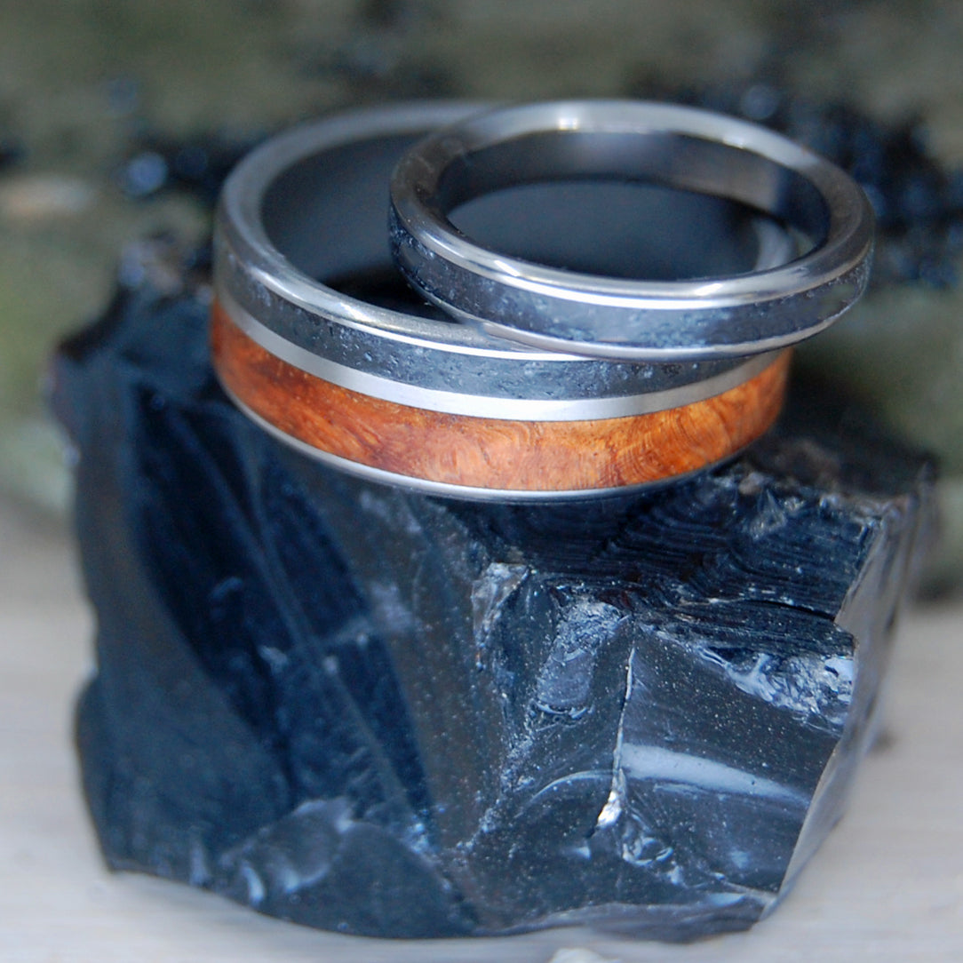 ARMENIAN OBSIDIAN AMBOYNA SET | Armenian Obsidian & Amboyna Wood Wedding Rings Set