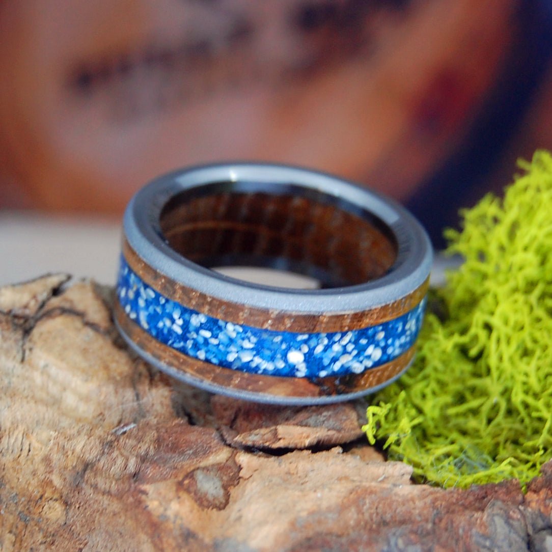 Bully Boy Drinks On The Beach With Added Interior Edges | Men's Whiskey Barrel Wood & Titanium Wedding Ring - Minter and Richter Designs