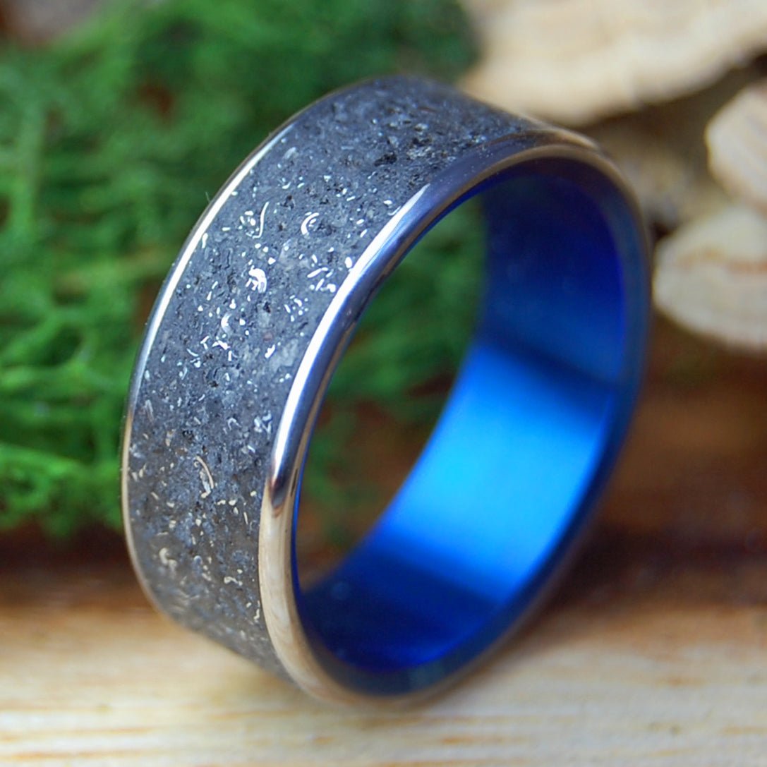 CESSNA RIDE TO HAWAII | Men's Crushed Plane Parts, Black Hawaiian Sand | Titanium Wedding Ring - Minter and Richter Designs