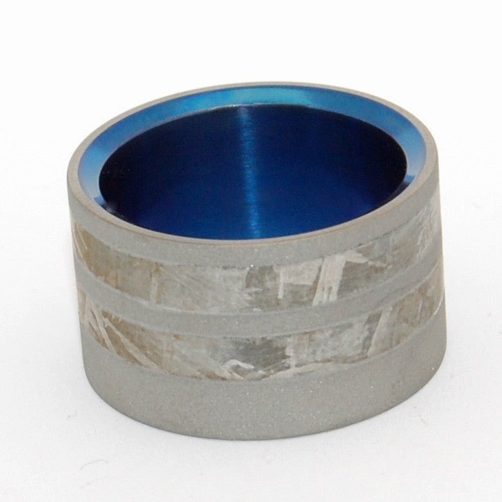 Cosmic Wanderer | Men's Meteorite & Titanium Wedding Ring - Minter and Richter Designs