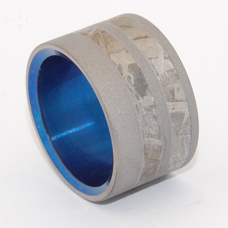 Cosmic Wanderer | Men's Meteorite & Titanium Wedding Ring - Minter and Richter Designs