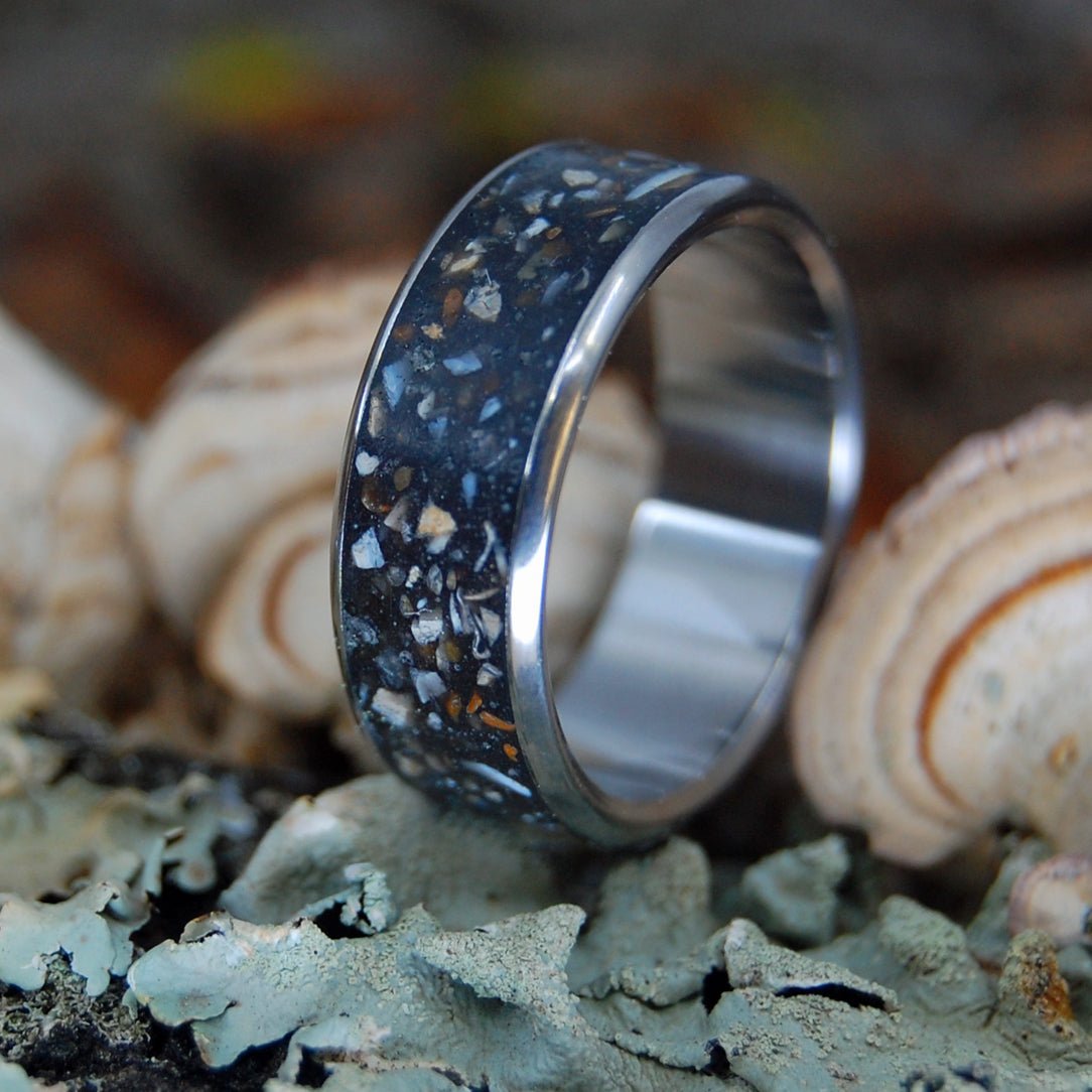 Deutschland | Men's German Beach Sand & Titanium Wedding Ring - Minter and Richter Designs