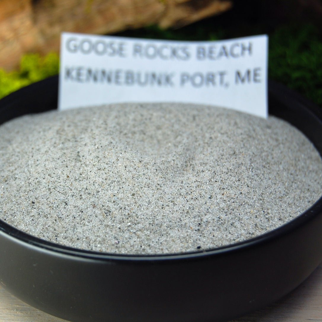 GOOSE ROCKS BEACH MAINE | Men's Gray Marbled Resin, Goose Rocks Beach Sand & Titanium Wedding Ring - Minter and Richter Designs