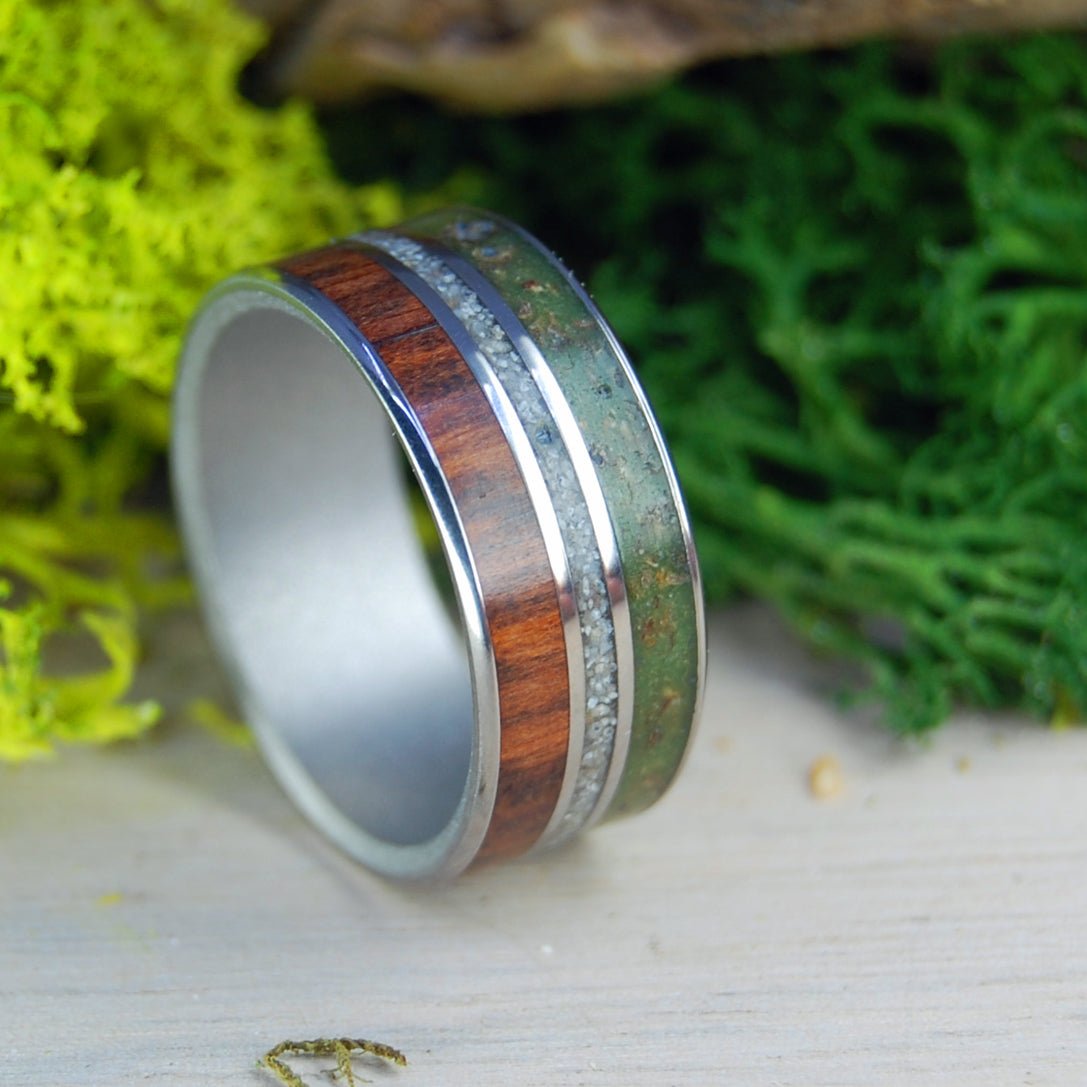 High In Aruba I | Men's Marijuana, Snakewood, Beach Sand & Titanium Wedding Ring - Minter and Richter Designs