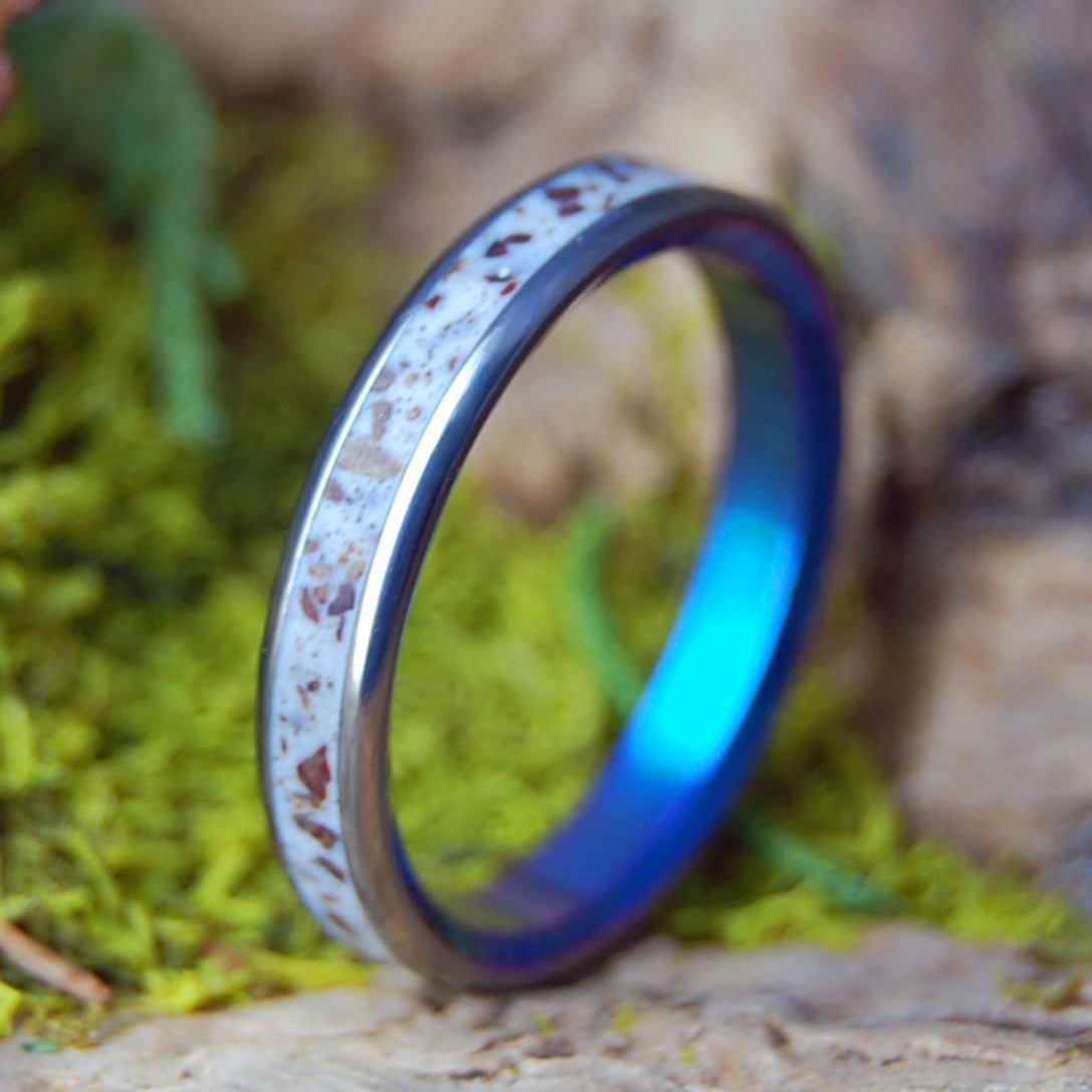 JOSHUA TREE DESERT DREAM | Desert Sand and Bark & Titanium Wedding Ring - Minter and Richter Designs
