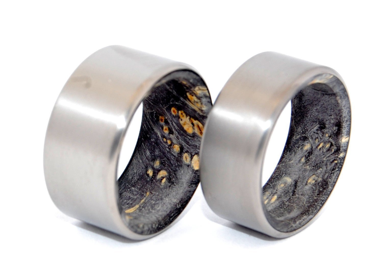 Kore | Black Box Elder Wood - Wooden Wedding Rings - Minter and Richter Designs