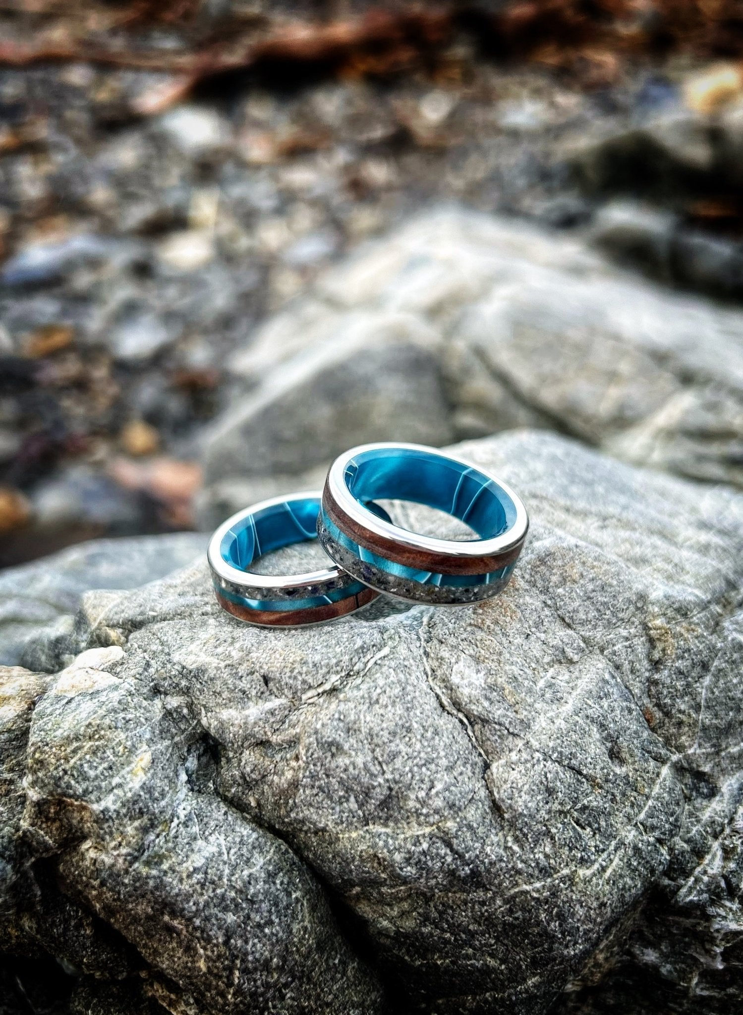 LOVE BAY TO BAY | Aquatic Blue Resin & CA RedWood, Hawkes Bay New Zealand Sand - Beach Sand Ring - Wooden Wedding Ring - Minter and Richter Designs