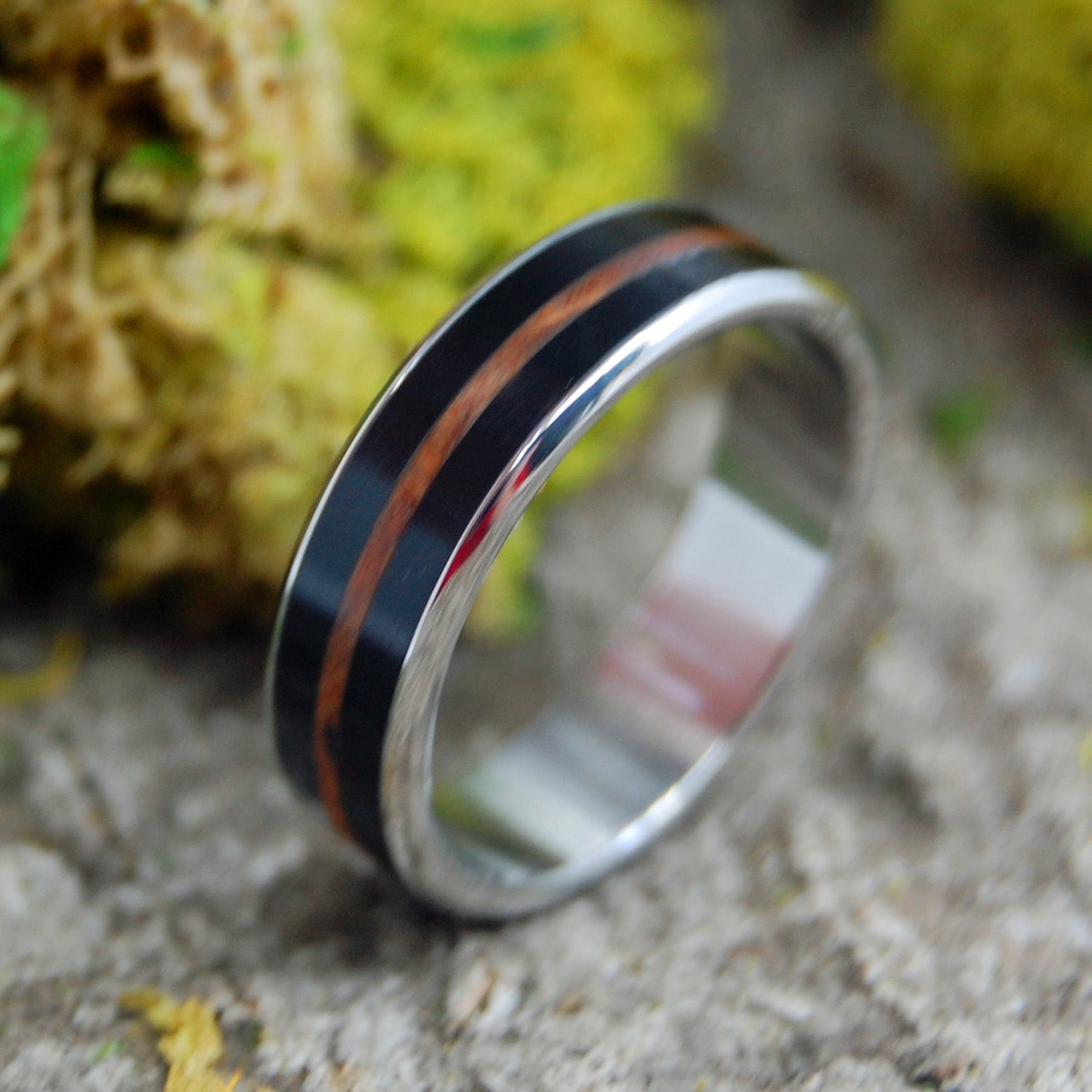 Onyx Redwood | Men's Redwood, Onyx Stone & Titanium Wedding Ring - Minter and Richter Designs