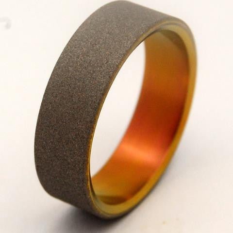 Pris | Men's Anodized Titanium Wedding Ring - Minter and Richter Designs