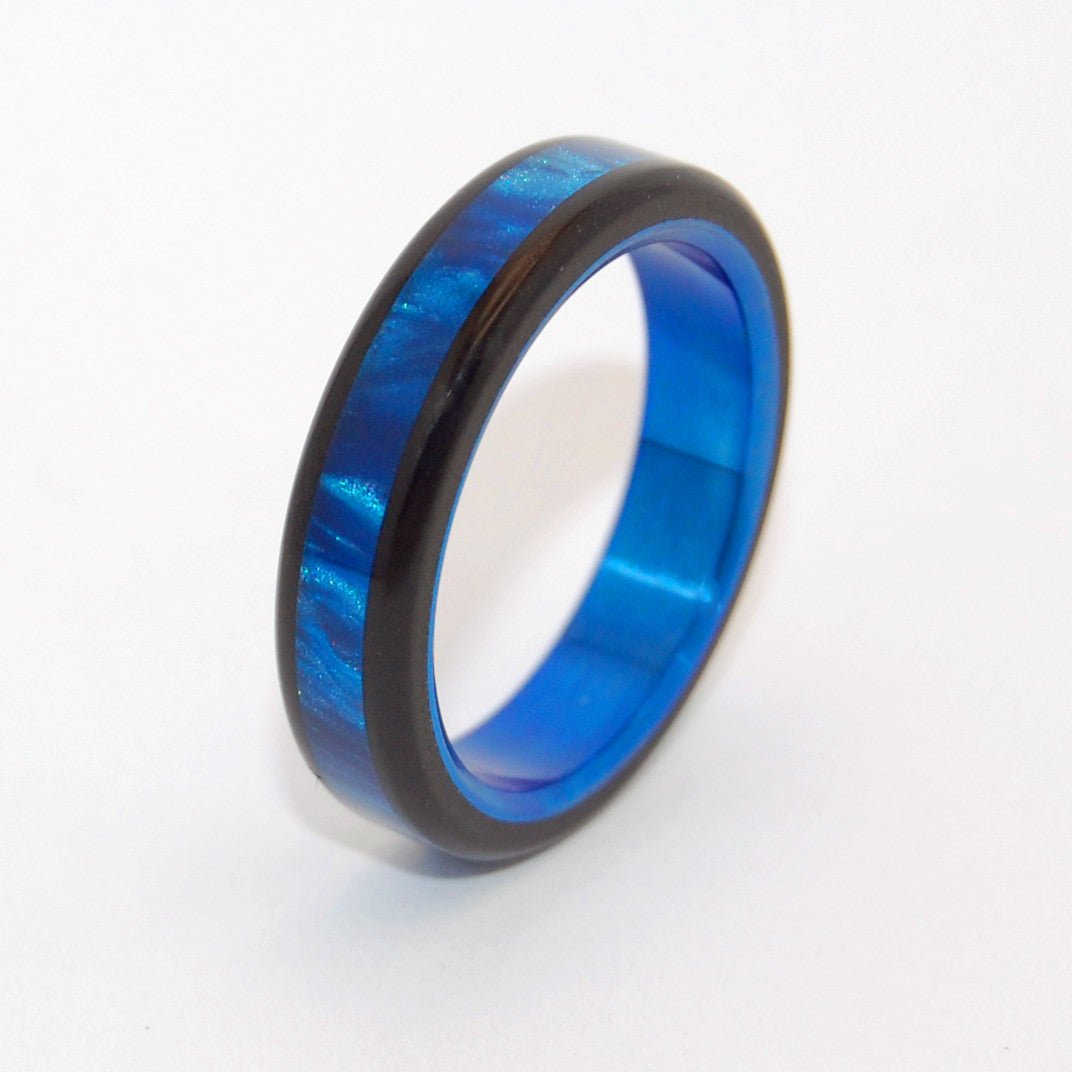 Rounded Blue Avec Tu | Men's Titanium & Blue Anodized Wedding Ring - Minter and Richter Designs