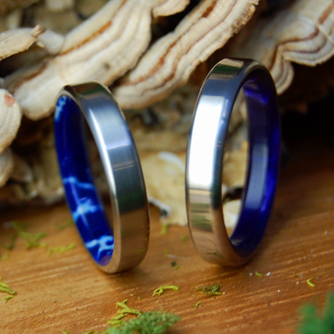ROYAL SWIM IN COBALT & PURPLE | Purple Marbled Resin, Cobalt & Titanium - Unique Wedding Rings - Minter and Richter Designs