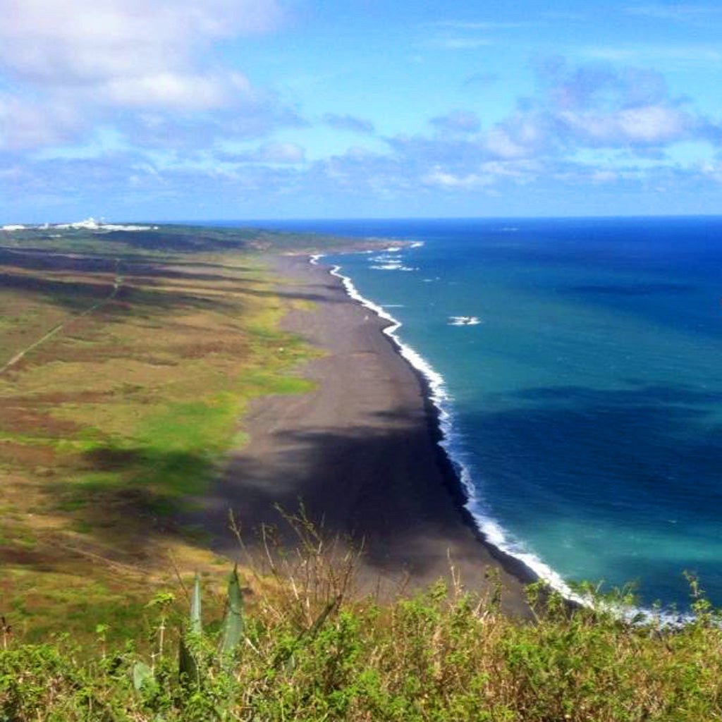 Sandblasted Gray Dawn At Iwo Jima | Men's Iwo Jima Beach Sand & Titanium Wedding Ring - Minter and Richter Designs