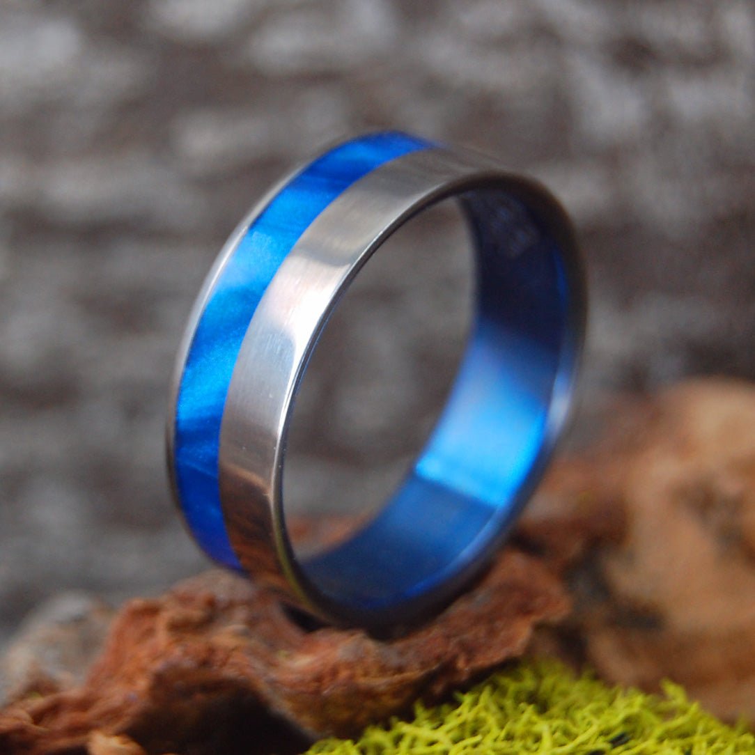 To The Winds Resign | Size 14.5 At 7.9mm | Sapphire Blue Resin | Unique Wedding Ring | On Sale - Minter and Richter Designs