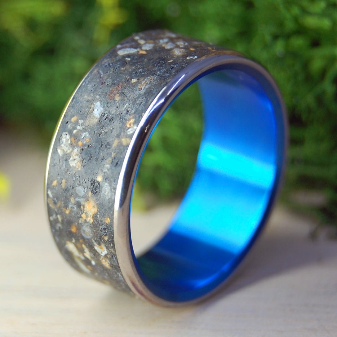 Volcanoes Of Patagonia | Men's Argentina Patagonia Beach Sand, Lava & Titanium Wedding Ring - Minter and Richter Designs