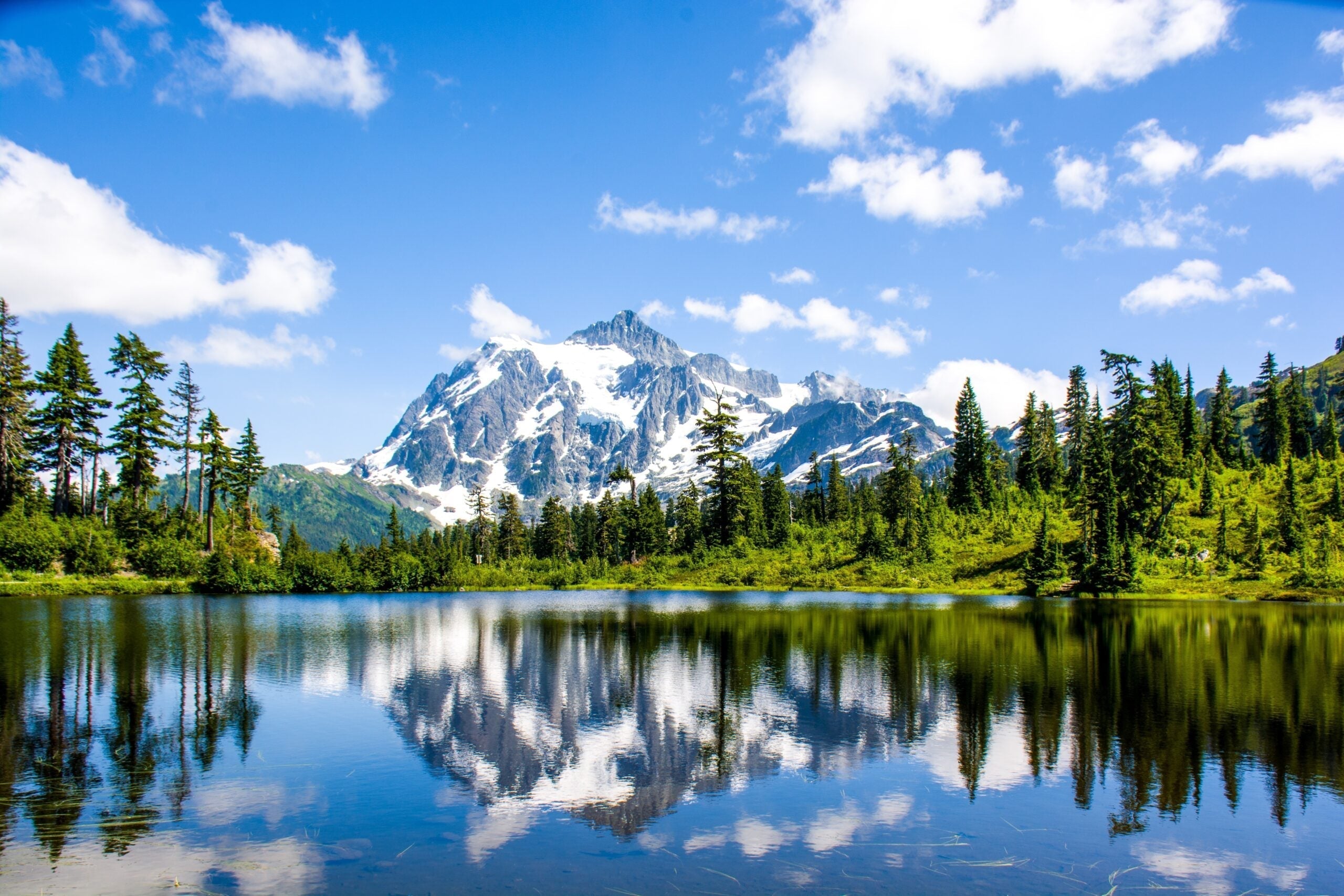 WASHINGTON - Carry This Beautiful State with You in Your Wedding Rings