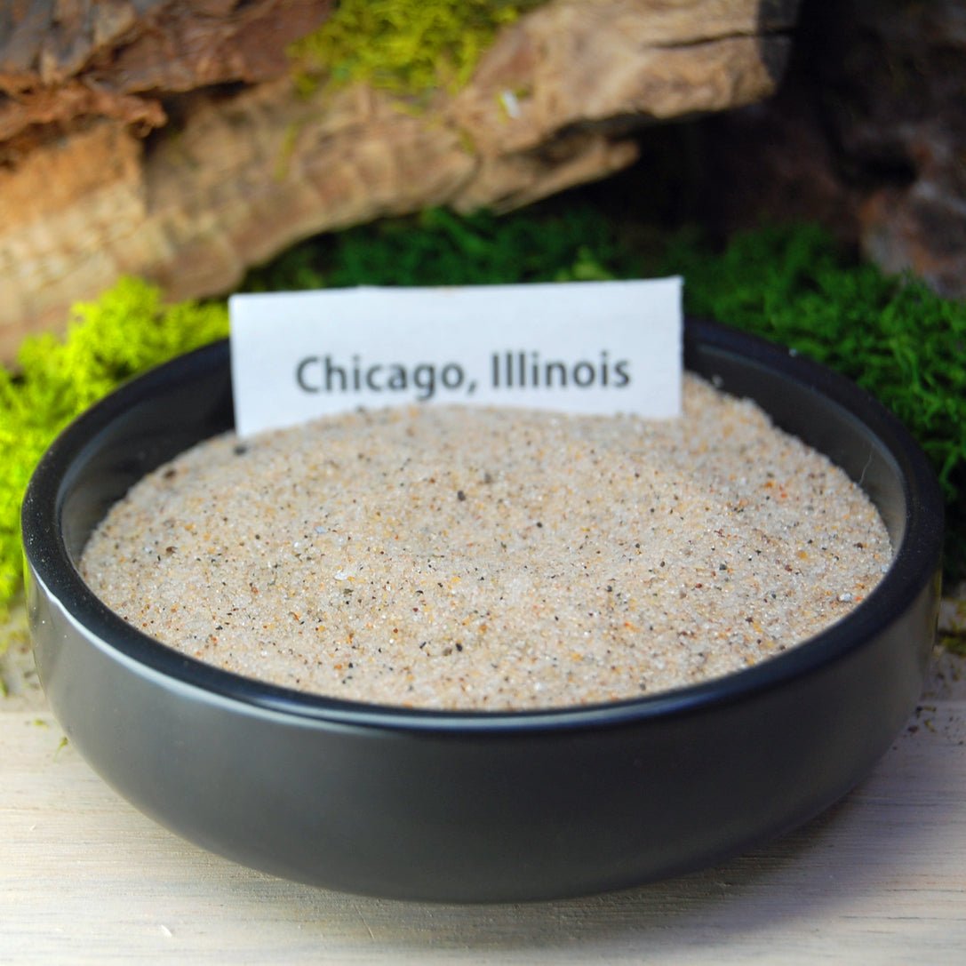 ILLINOIS Beach Sand Wedding Rings - How Earthy Materials Like Sand, Dirt and Rocks Can Symbolize Your Unique Love Story - Minter and Richter Designs