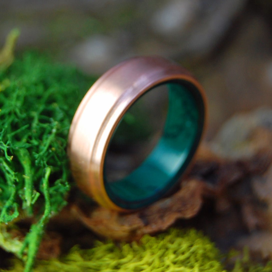What is a FLARED Edge on a Titanium Wedding Ring? - Minter and Richter Designs