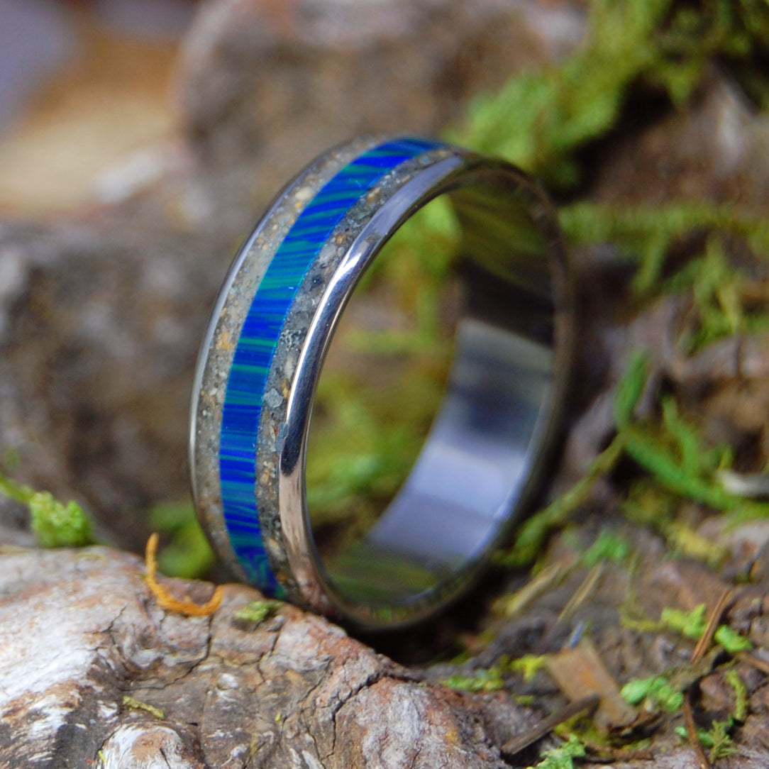 ODE TO THE AUSTRALIAN FERRYMEN | German Earth and N. Queensland Sand - Titanium Wedding Ring - Minter and Richter Designs