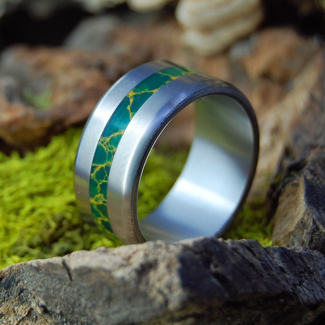 BIRD OF PARADISE MINIMAL | SIZE 11.5 AT 9.5MM | EGYPTIAN JADE| Unique Wedding Rings | On Sale - Minter and Richter Designs