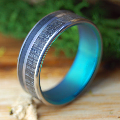 BISON BOG GREEN | Bison Horn, Bog Oak & Titanium Wedding Ring