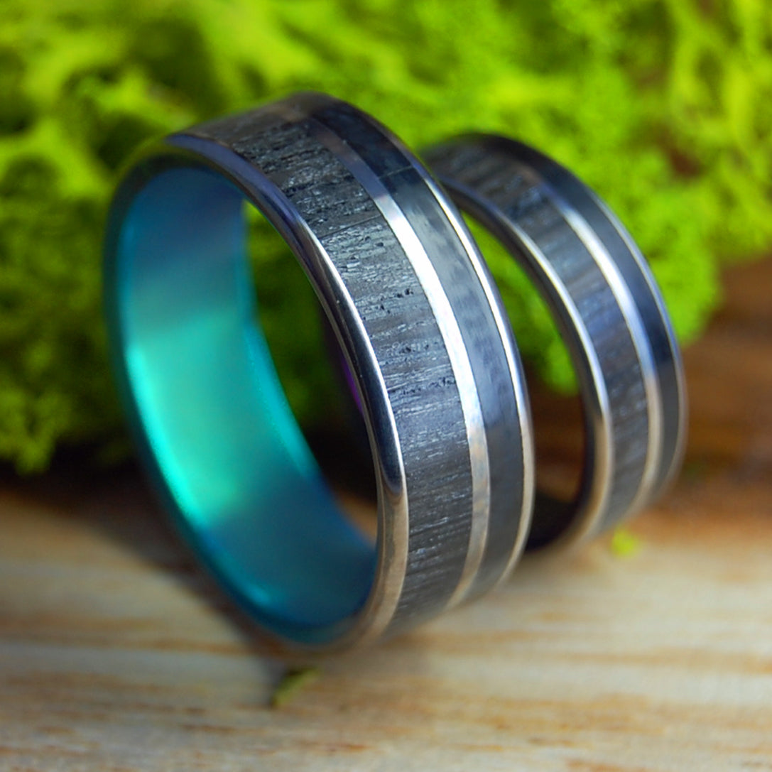 BISON BOG GREEN & PURPLE | Bog Oak & Bison Horn - Unique Wedding Rings - Wedding Rings Set