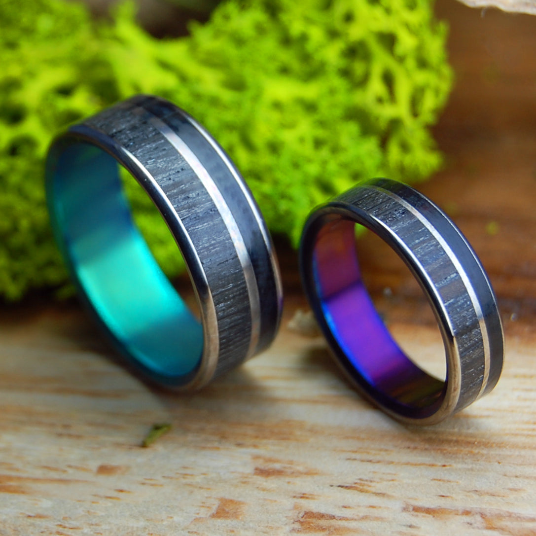 BISON BOG GREEN & PURPLE | Bog Oak & Bison Horn - Unique Wedding Rings - Wedding Rings Set