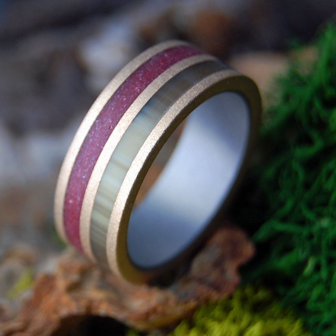 BRONZE & CRIMSON CATTLE | Cattle Horn, Crimson Sand, Bronze & Titanium Wedding Ring