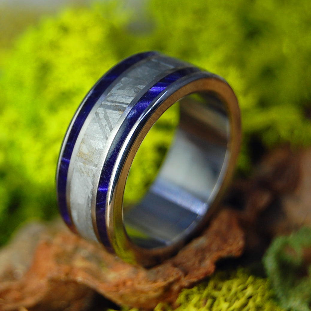 Purple Marbled Meteorite | Men's Purple Marbled Opalescent, Meteorite & Titanium Wedding Ring