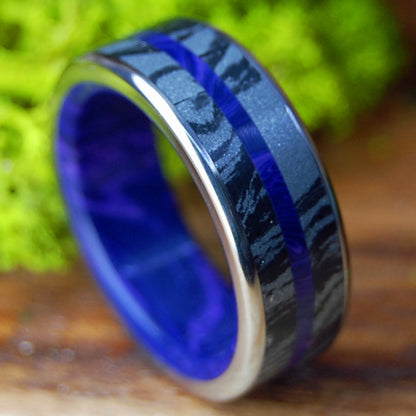 ROUNDED DEEP PURPLE FJORD | Men's Charoite Stone, Black Silver Mokume Gane & Titanium Wedding Ring