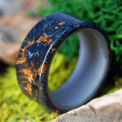 SANDBLASTED ELDER | Men's Black Box Elder Wood & Titanium Wedding Ring