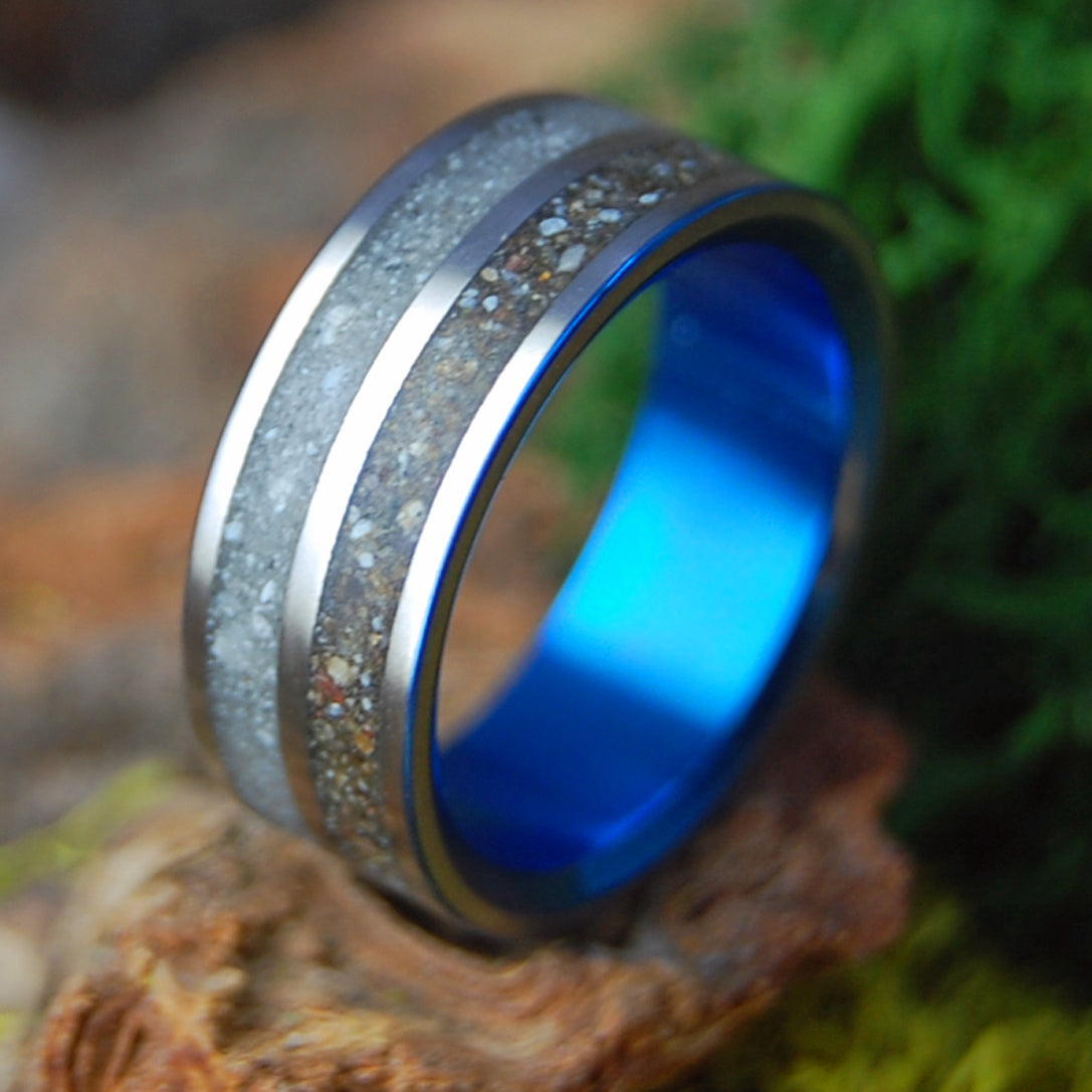 ST. PETE OF HERRADURA | Men's Costa Rican and Florida Beach Sand & Titanium Wedding Ring