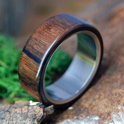 DIOSPYROS CRASSIFLORA | Men's African Ebony Wood & Titanium Wedding Ring