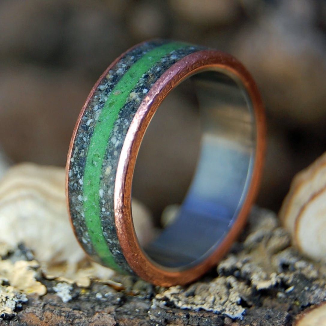 Alaska River Connemara | River Beach Sand, Connemara Marble, Copper & Titanium Wedding Ring - Minter and Richter Designs
