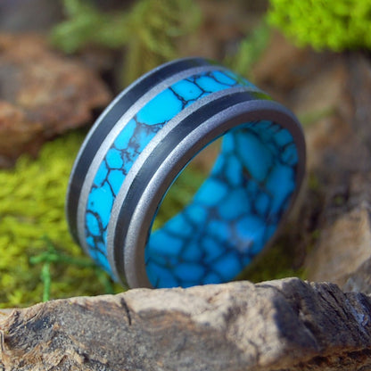 ALWAYS REIGN GLASS BEAD | Men's Turquoise, Onyx & Titanium Wedding Ring - Minter and Richter Designs