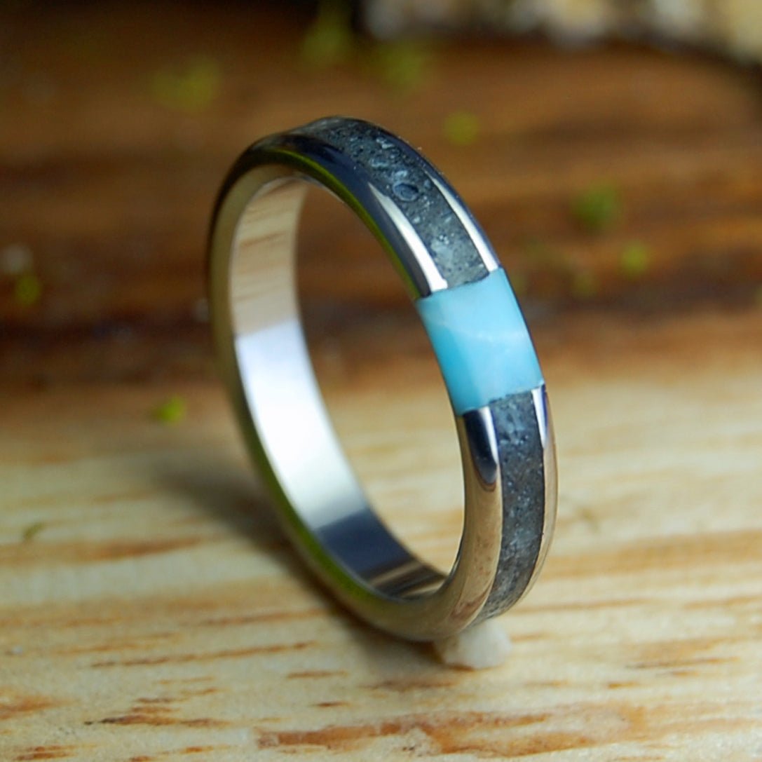 ASSATEAGUE SKIES | Assateague Beach Sand, Larimar Stone, Crushed Larimar & Titanium Wedding Ring - Minter and Richter Designs