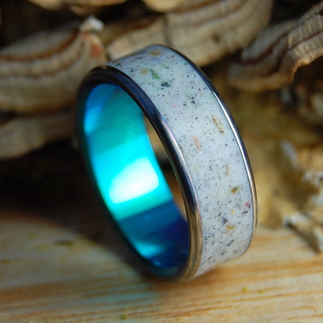 BAHIA HONDA GREEN| Men's Beach Sand & Titanium Wedding Ring - Minter and Richter Designs