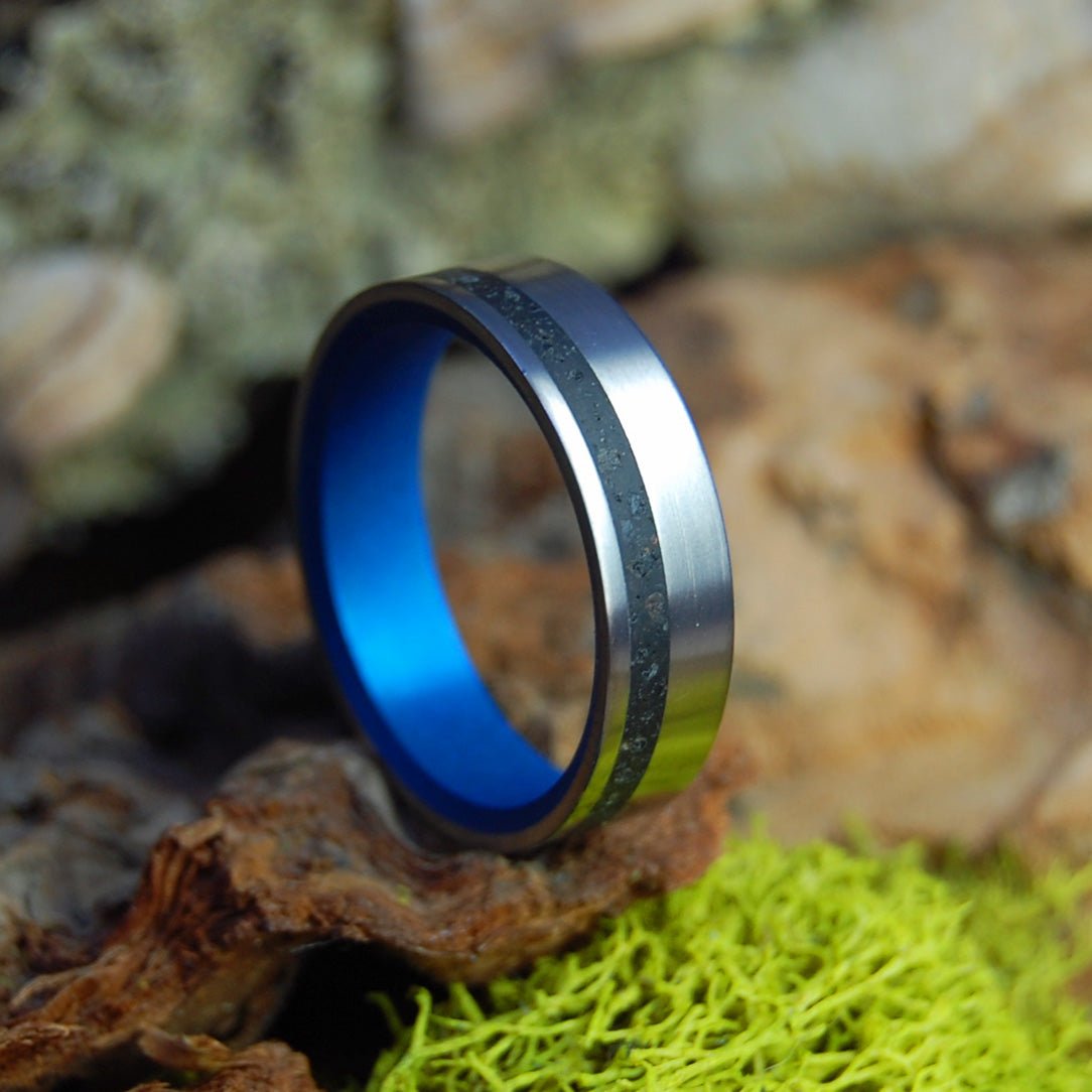 Blue Starlit Night On Vik Beach | Men's Icelandic Lava, Icelandic Beach Sand & Titanium Wedding Ring - Minter and Richter Designs