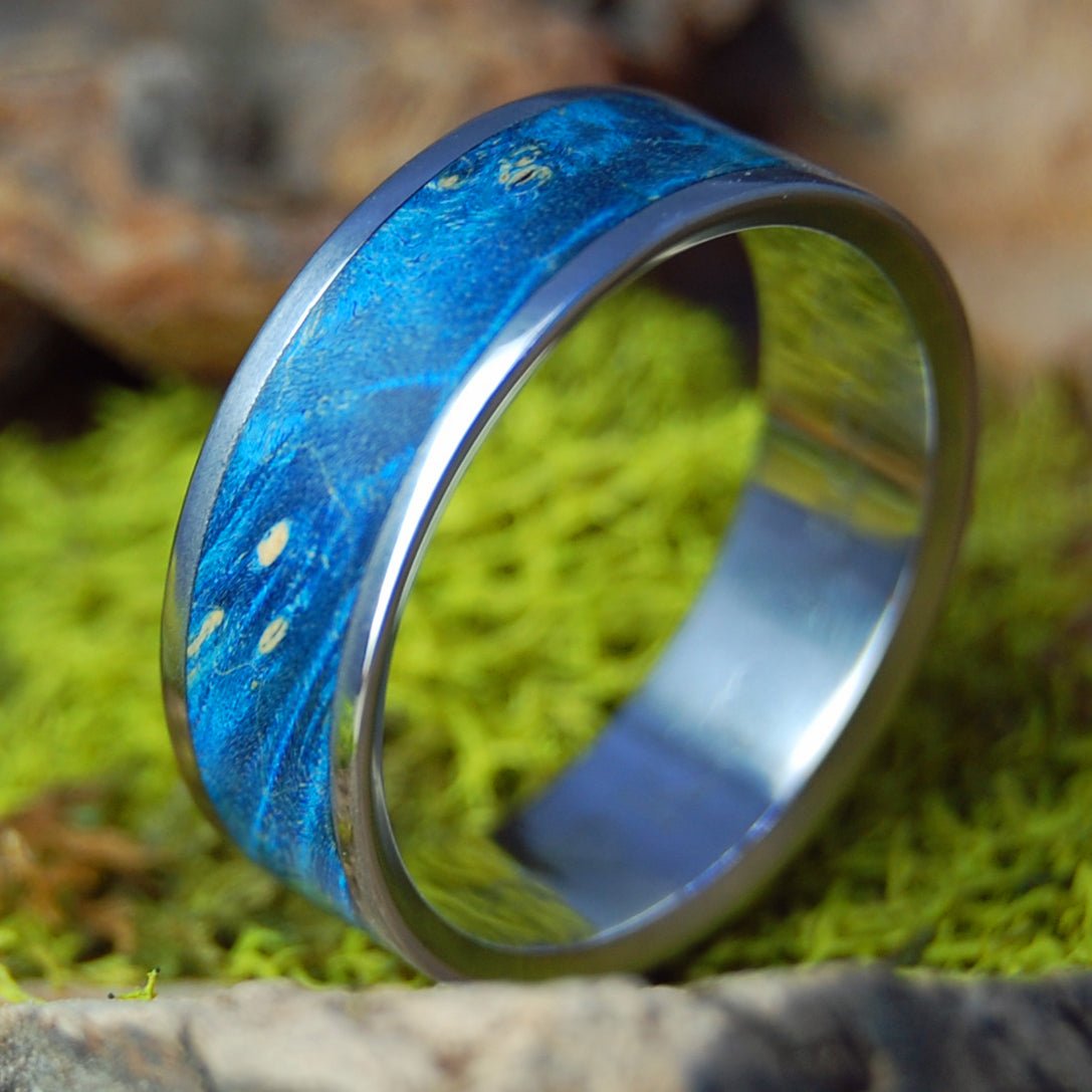 BOX ELDER MAD | Men's Turquose Box Elder Wood & Titanium Wedding Ring - Minter and Richter Designs