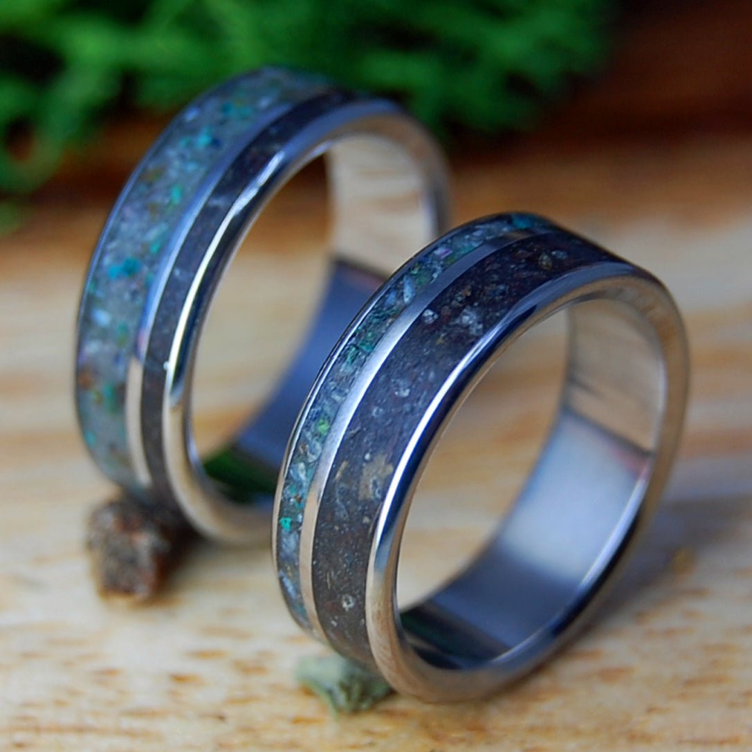 CALIFORNIA SUNFLOWER LAVA I & II | Sunflower Petals in Lava, California Serpentine Stone & Inox Steel Wedding Rings - Minter and Richter Designs