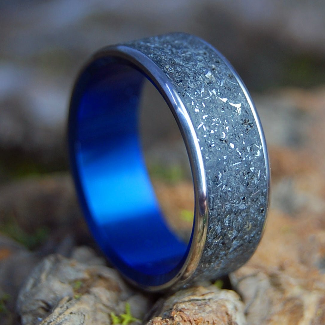 CESSNA RIDE TO HAWAII | Men's Crushed Plane Parts, Black Hawaiian Sand | Titanium Wedding Ring - Minter and Richter Designs