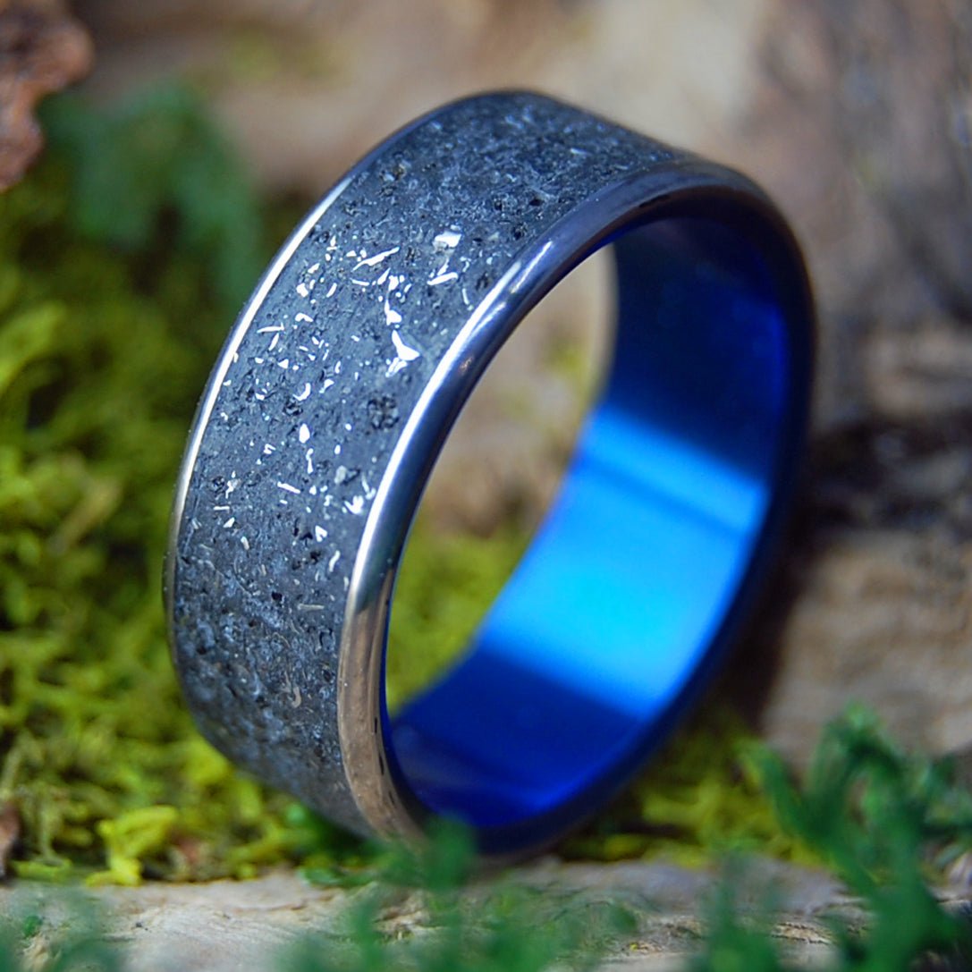 CESSNA RIDE TO HAWAII | Men's Crushed Plane Parts, Black Hawaiian Sand | Titanium Wedding Ring - Minter and Richter Designs