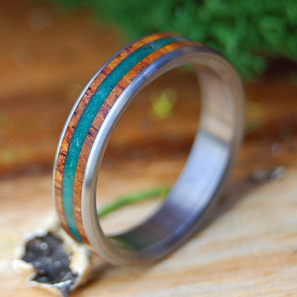 CRUSHED JADE LIGHT COCO | Crushed Jade, Light Cocobolo & Titanium Women's Wedding Ring - Minter and Richter Designs