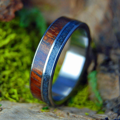 CURACAO KOA BLACK | Beach Sand & Koa Wood Titanium Wedding Ring - Minter and Richter Designs