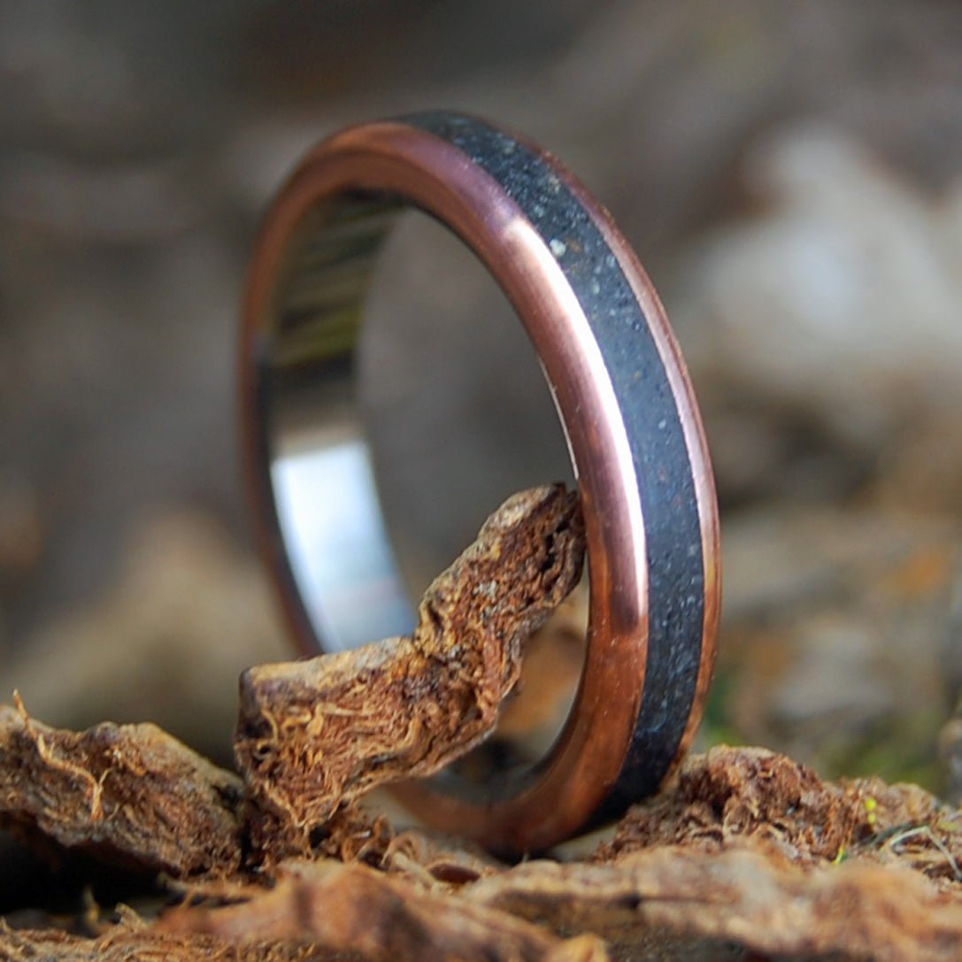 DEER ON BLACK BEACH | Black Beach Sand, Deer Antler, Copper & Titanium Women's Wedding Ring - Minter and Richter Designs