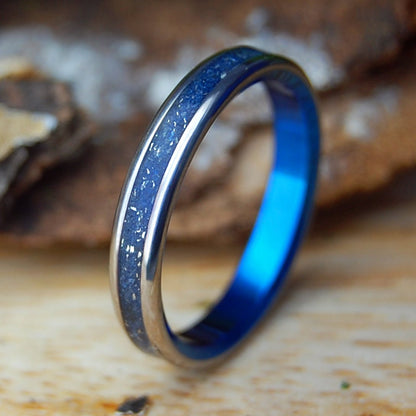 FLY YOUR SKY | Crushed Cessna Plane Parts, Hawaiian Sand | Titanium Wedding Ring - Minter and Richter Designs