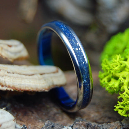 FLY YOUR SKY | Crushed Cessna Plane Parts, Hawaiian Sand | Titanium Wedding Ring - Minter and Richter Designs